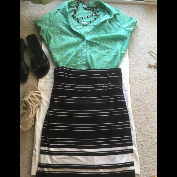 Max Studio Sexy&Chic. Thin mat’l for warm days. - Picture 3 of 5